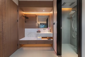 Superior Double Room, Courtyard View | Bathroom - Zhangjiajie101Courtyard (Zhangjiajie)