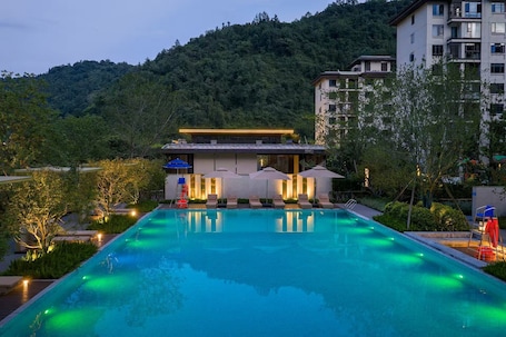 季節限定屋外プール. Zhangjiajie101Courtyard