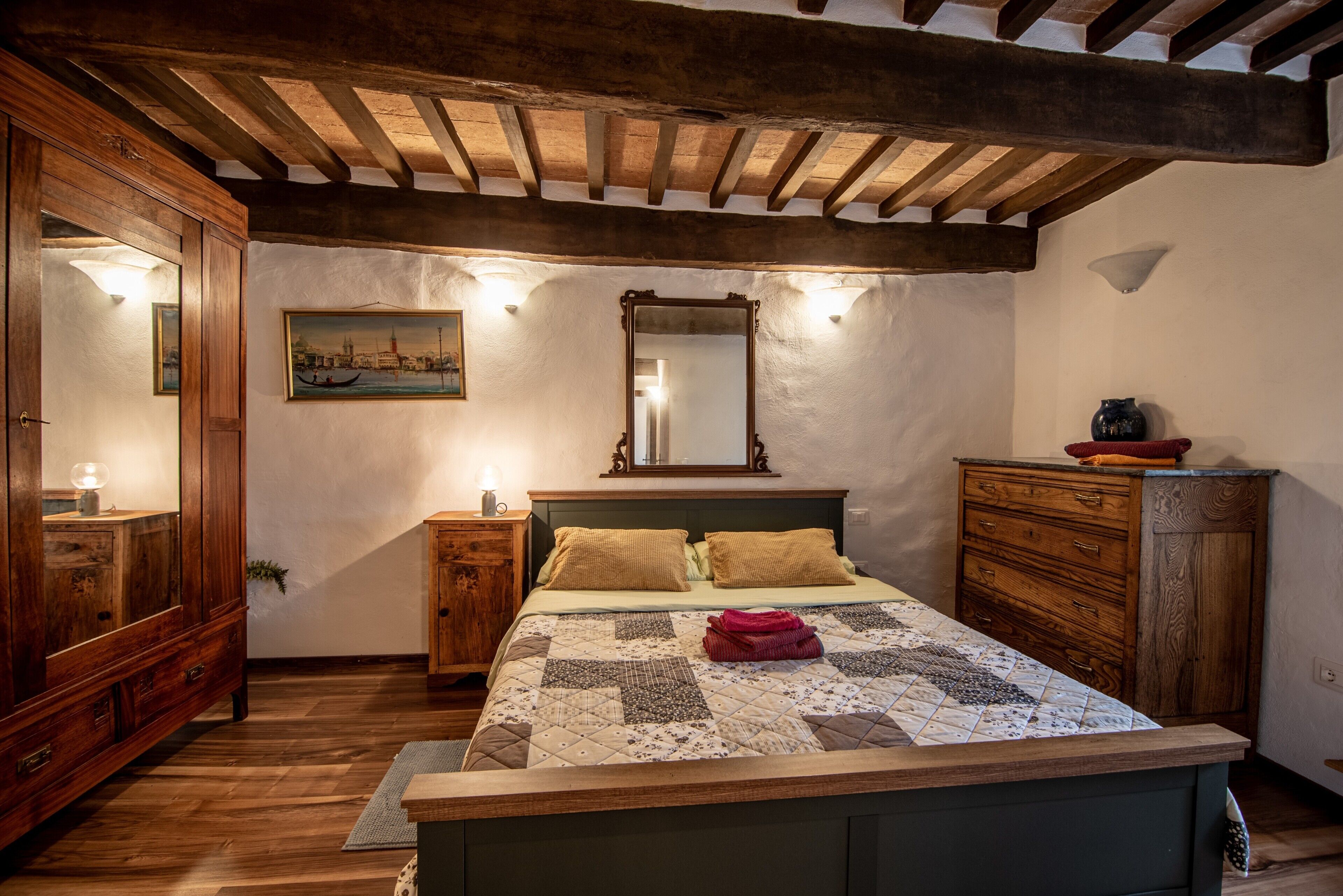 1 chambre, fer et planche à repasser, Wi-Fi, draps fournis