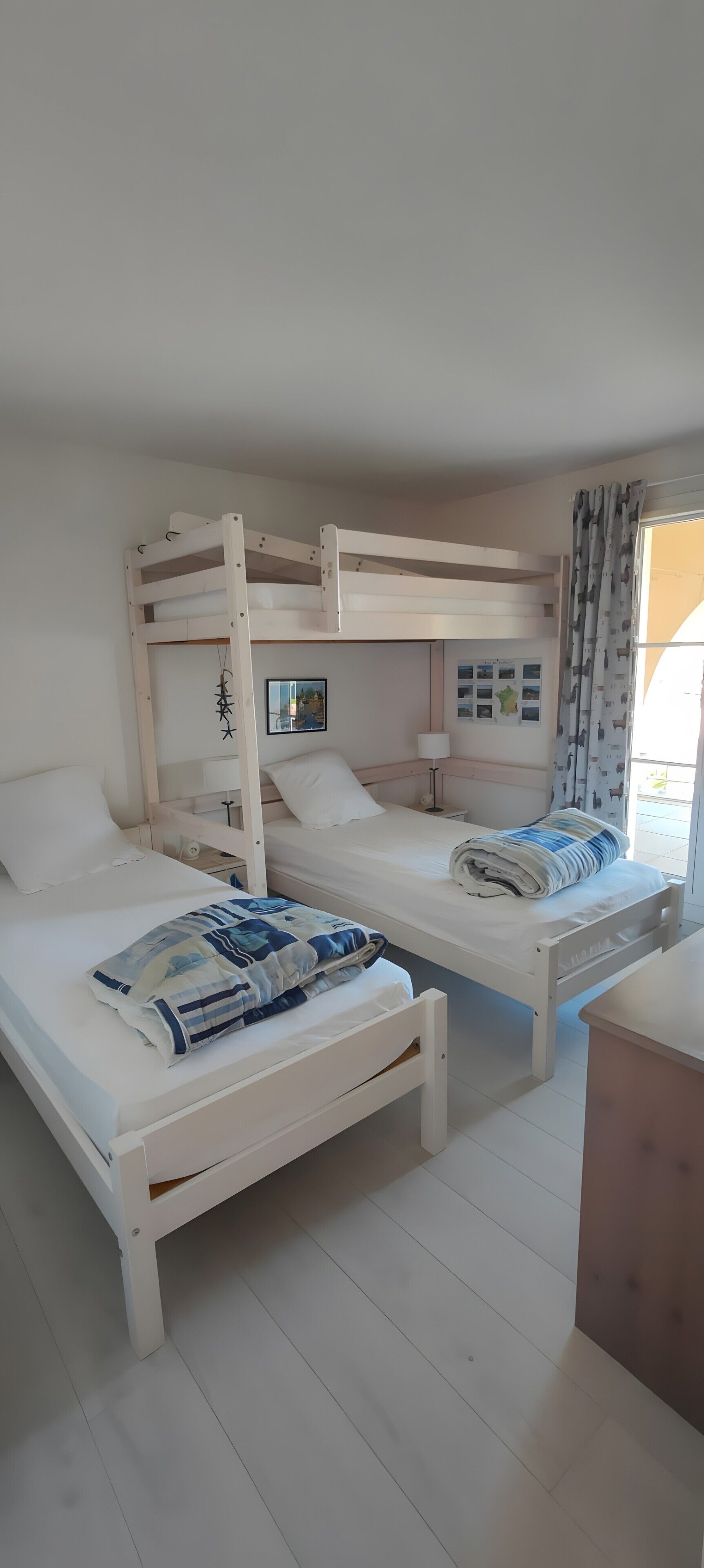 3 bedrooms, WiFi, bed sheets