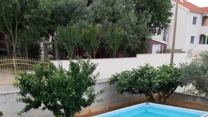 Pool - Moderne Ferienwohnung mit Meerblick by Interhome (Zadar/Bibinje)