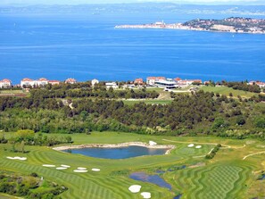 Golf - Villa Salvore, Nähe Strände, beheizter Pool, Istrien by Interhome (Umag/Savudrija)