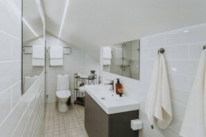 Hair dryer - Seaview Loft | Sauna | Private Balcony (Helsinki)