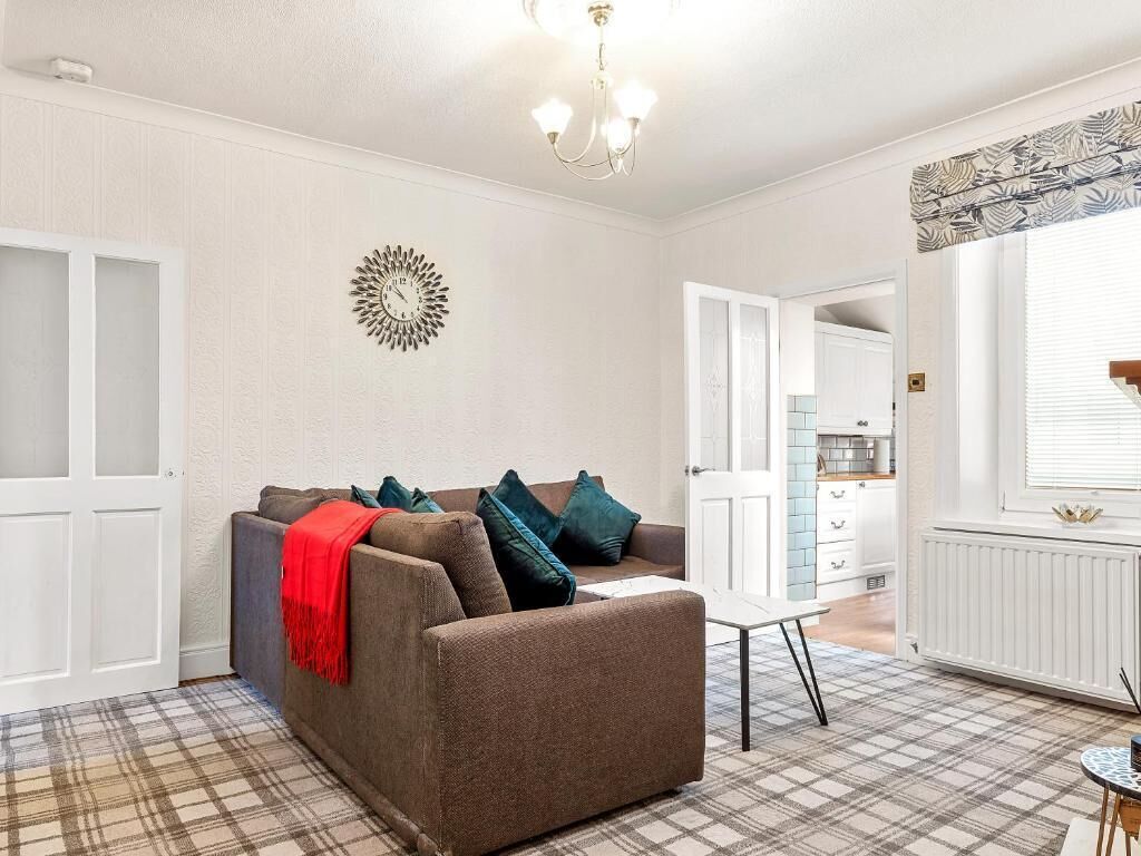 House, 3 Bedrooms, Non Smoking | Living area