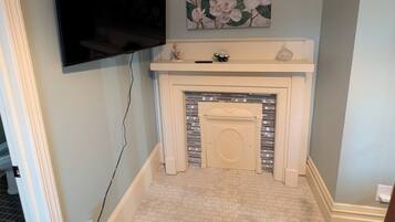 Habitación individual Deluxe, regadera para personas con discapacidad | Interior