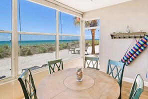 Exterior - The Happy Turtle at Fisherman's Cove (Siesta Key)