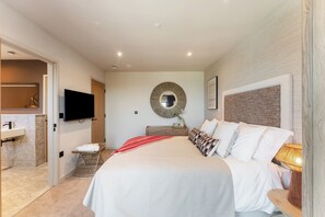 2 bedrooms, individually decorated, individually furnished, free WiFi - Hidden 18- St Ives Bay Suite Hot Tub (St Ives)
