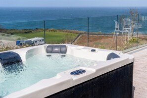Terrace/patio - Hidden 18- St Ives Bay Suite Hot Tub (St Ives)