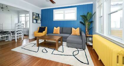 The Standish 1 /Stylish / King beds /Clean