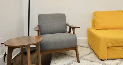 Top Floor /Stylish /King beds /Renovated