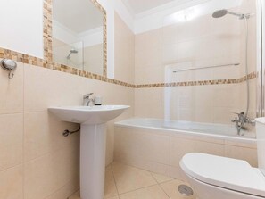Hair dryer, towels - Apartamento Azura in Conceição de Tavira (Conceição de Tavira)
