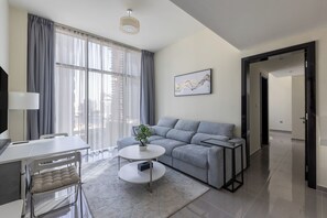 Living area - Modern 2BR Apartment in Merano Tower (Dubai)