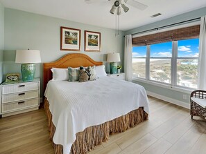 Room - Desoto Beach Club 308 | Luxe Oceanfront, Amazing Views, Pool (Tybee Island)