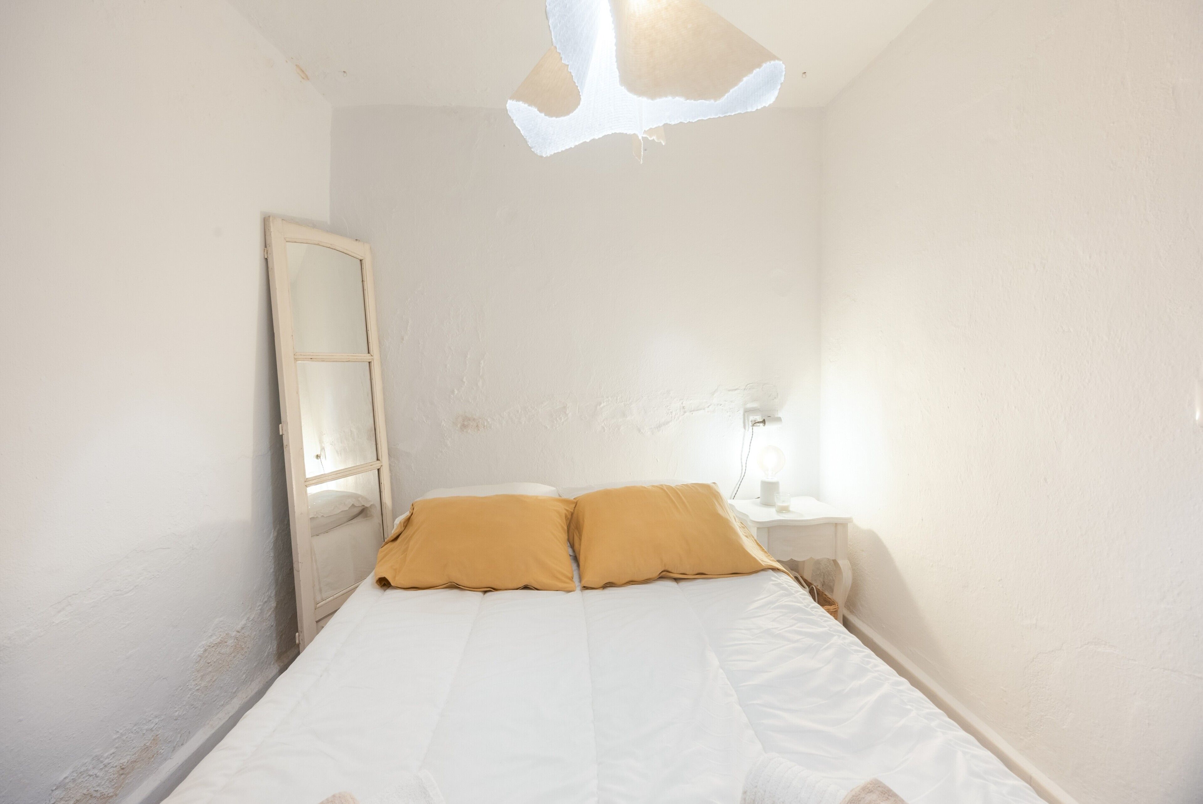 1 bedroom, iron/ironing board, bed sheets