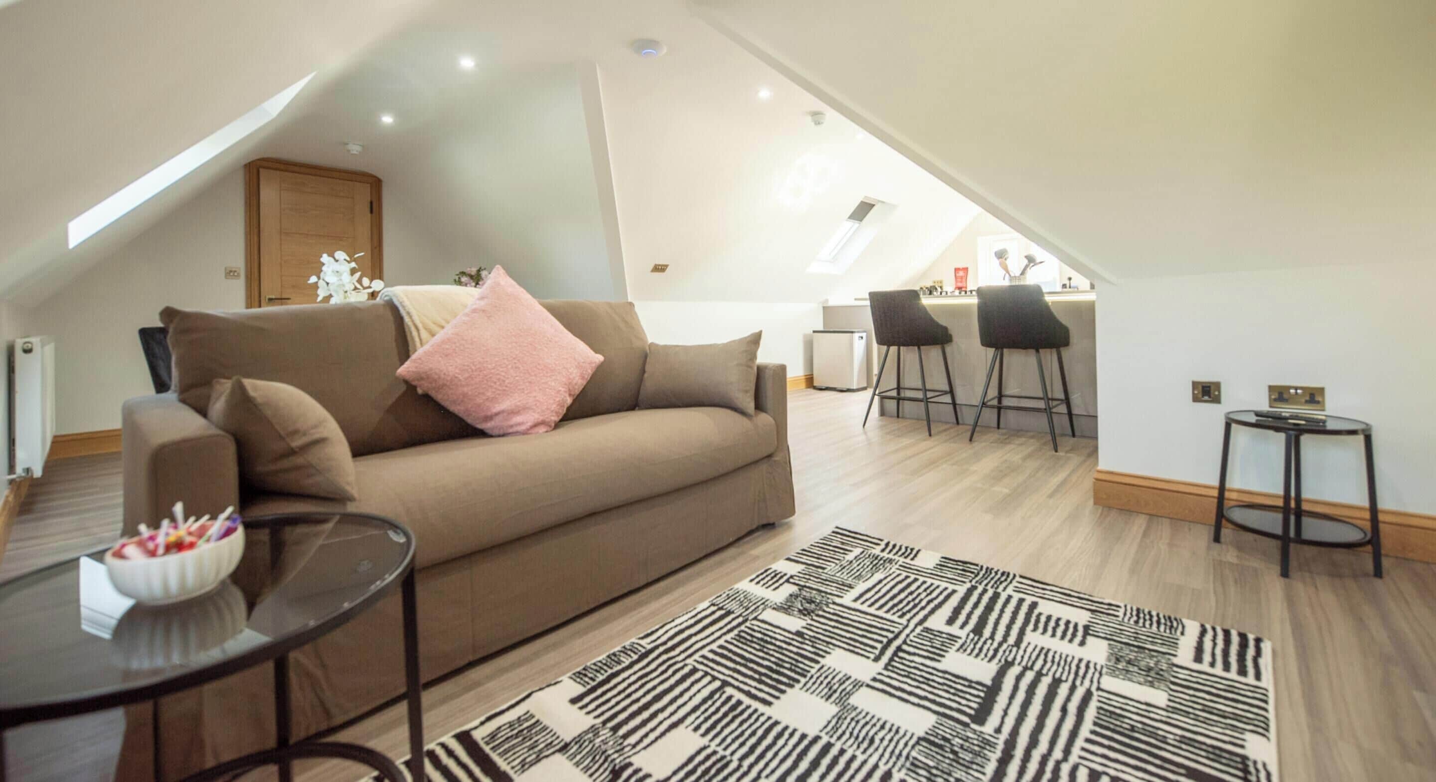 Superior Duplex 3-Bed, 2-Bath - Living Room