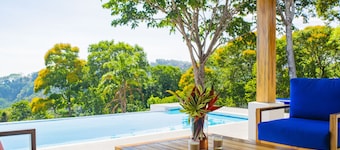 วิลลา ซัลตามอนเตส โอเชียน วิว แอนด์ ไพรเวท พูล
