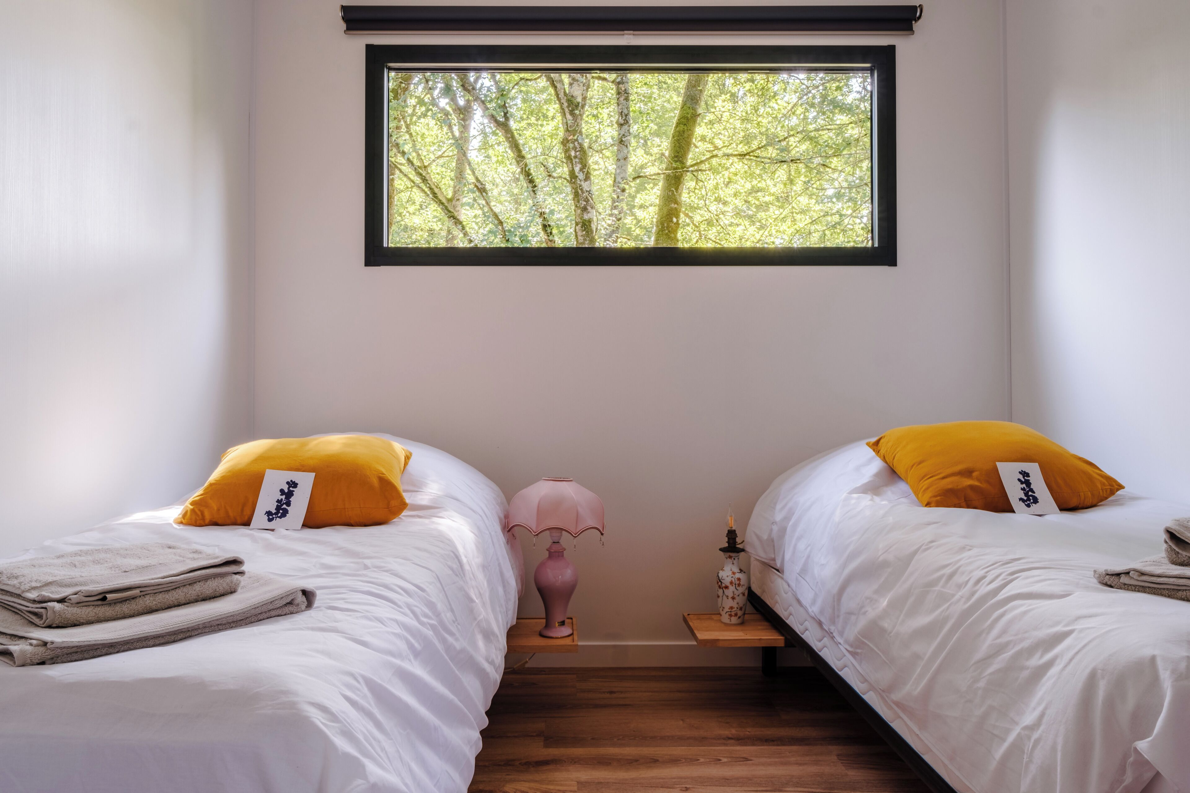 6 camere, ferro/asse da stiro, Wi-Fi, lenzuola