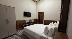 Habitación económica, sin ventanas | Wifi gratis y ropa de cama