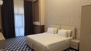 Chambre Deluxe | Accès au Wi-Fi (inclus), literie fournie