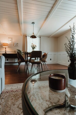 Living area - Auberge de l'Ouest (Deschambault)