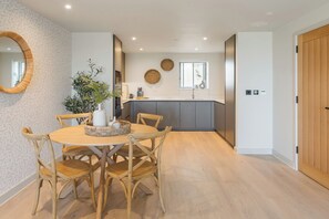 Dining - Hidden 17- Lookout Terrace Hot Tub (St Ives)