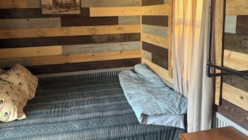 1 bedroom, free WiFi, bed sheets, wheelchair access