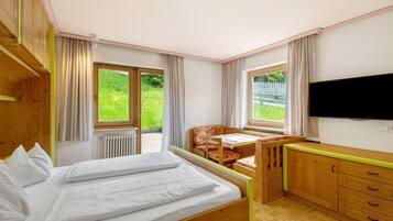 1 bedroom, WiFi, bed sheets