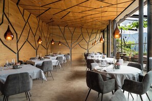 Dining - Leiter Living (Lagundo)