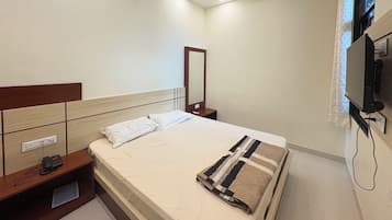Deluxe Double Room | Desk, free WiFi