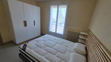 1 chambre, Wi-Fi gratuit, draps fournis