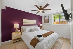 Iron/ironing board, travel cot, WiFi, bed sheets