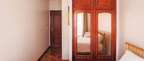 1 Schlafzimmer, Bügeleisen/Bügelbrett, WLAN, Bettwäsche