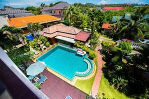 Pool - Phuket Monaburi Boutique Hotel - Standard Twin Room with Garden View (Tambon Rawai)