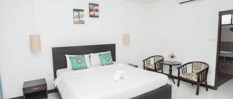 1 bedroom, WiFi, bed sheets