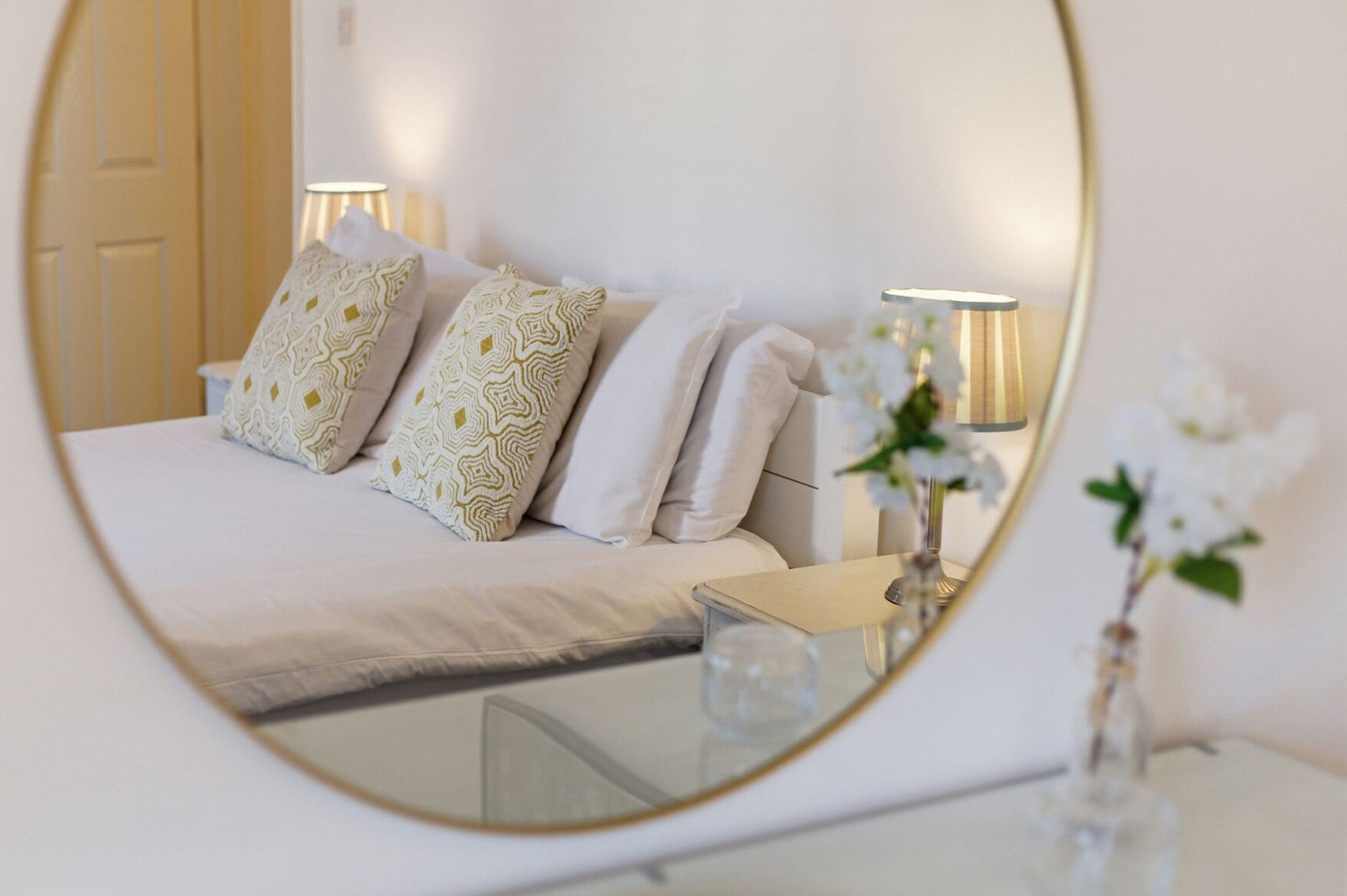 1 dormitorio, tabla de planchar con plancha, wifi gratis y ropa de cama