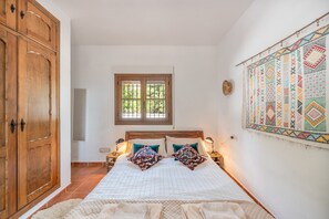 3 chambres, fer et planche Ă repasser, Wi-Fi, literie fournie