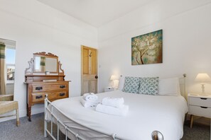 2 Schlafzimmer, Bügeleisen/Bügelbrett, kostenloses WLAN, Bettwäsche