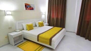 Basic Quadruple Room | Free WiFi