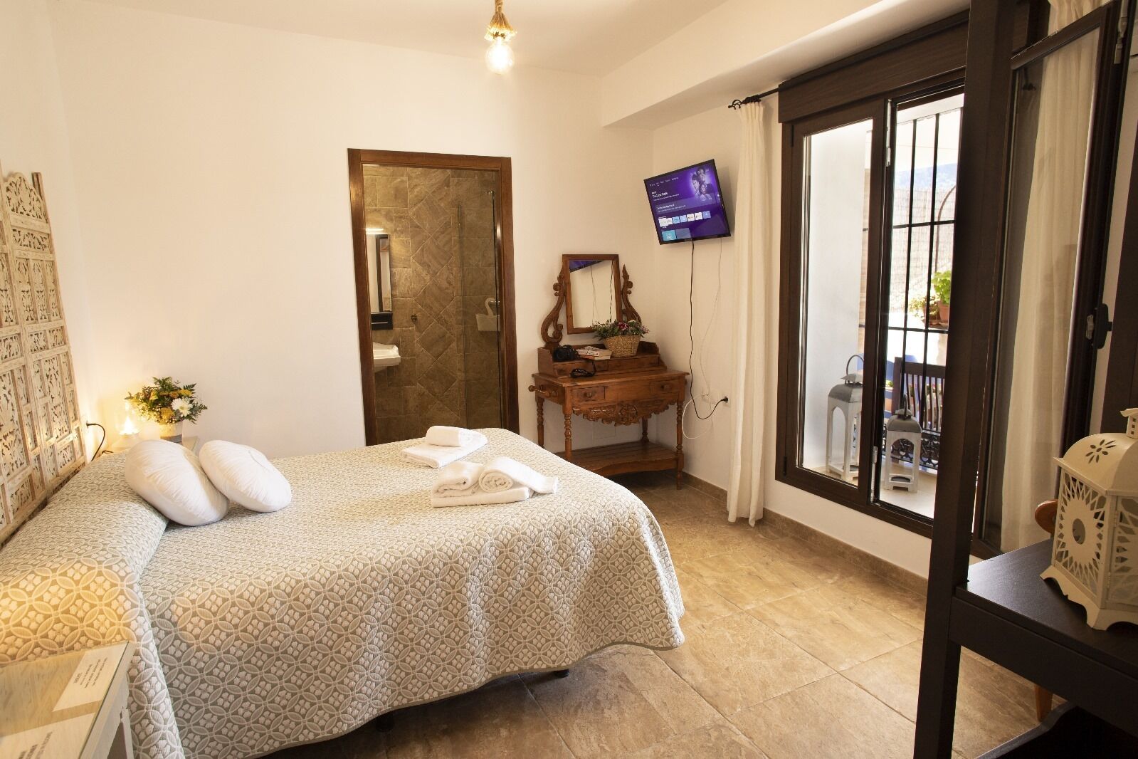 Wifi gratis y ropa de cama 