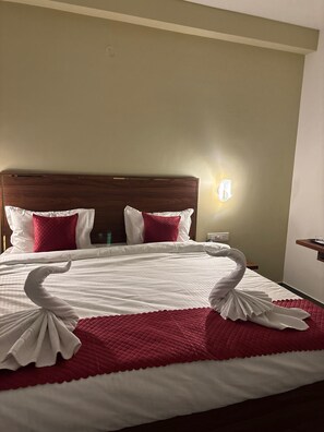 Basic Double Room - Hotel Ivory Towers Mysore  (Mysuru)