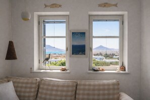 Smart TV - Villa Kohyli by Mediterà (Paros)