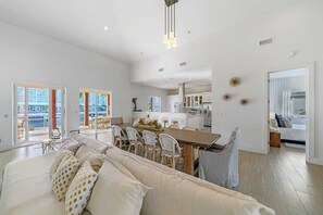 Dining - Private Island House with dock, minutes from Hilton hotel and casino (Bailey Town)