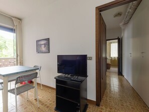 Living Room - Lago di Bracciano by Interhome (Follonica)