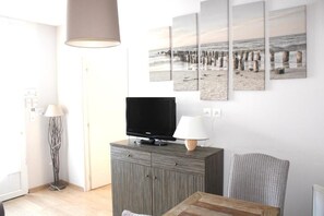 Babybetten, Zustellbetten, kostenloses WLAN, Bettwäsche
