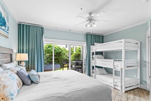 3 bedrooms, iron/ironing board, free WiFi, bed sheets - ☀️100 feet to Beach | Pool | Multiple Balconies and Patio | Beach Pointe 203☀️ (Destin)