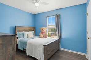 4 Schlafzimmer, Bügeleisen/Bügelbrett, WLAN
