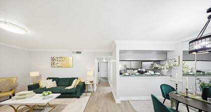 Newly furnished • 3mins to Galleria •Uptown Houston •King & Queen