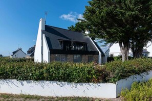Exterior - Les Chardonnerets, House with sea view, beach 100 metres away, Le Pouldu (Clohars-Carnoet)