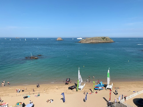 Les Chardonnerets, House with sea view, beach 100 metres away, Le Pouldu