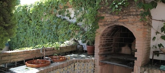 Adapted room 1 in El Villar house